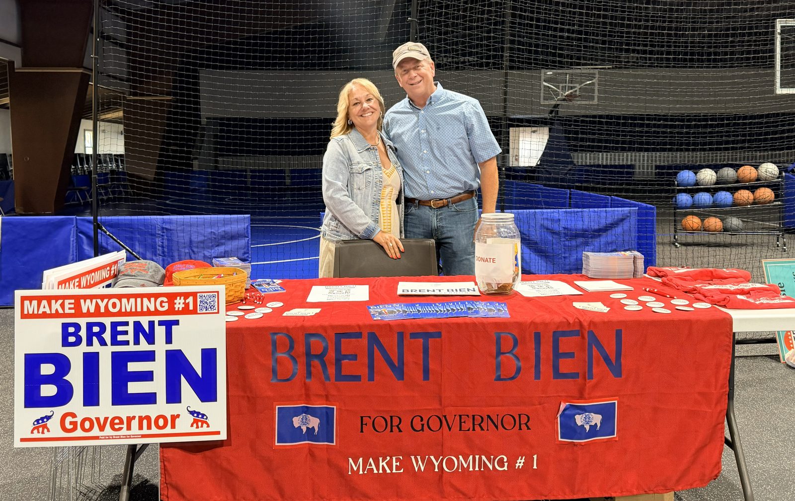 Brent Bien and supporter at the Brent Bien for Governor campaign table, Make Wyoming #1